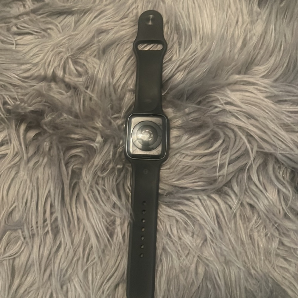 Apple Watch ⌚️ Series 4 - Picture 4 of 4